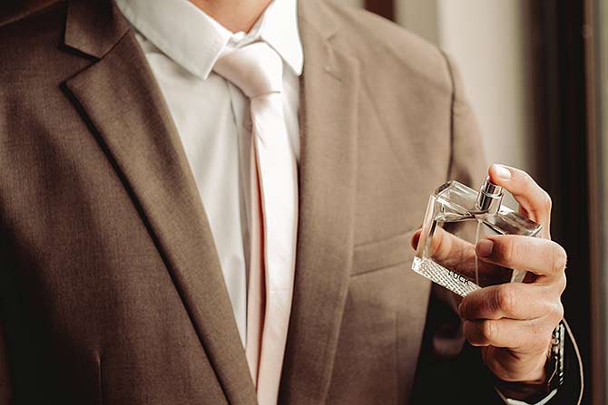 西服搭配香水會加分的原因有哪些？